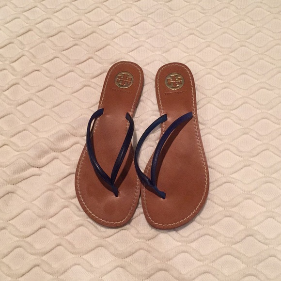 tory burch ladies sandals